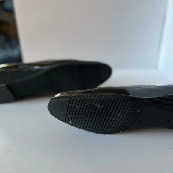 Salvatore Ferragamo Boutique Glossy Black Flats - Vintage - Picture 4 of 6